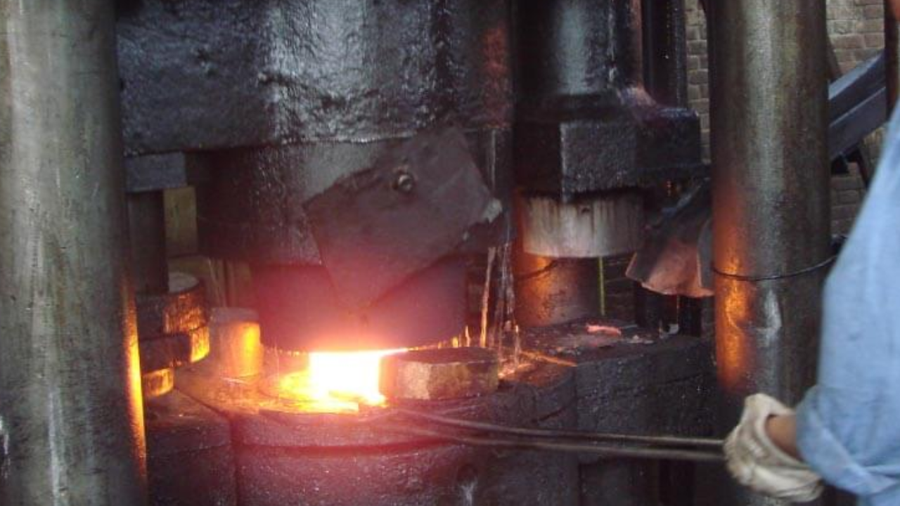 What Are The Capabilities Of Custom Forging Manufacturers?